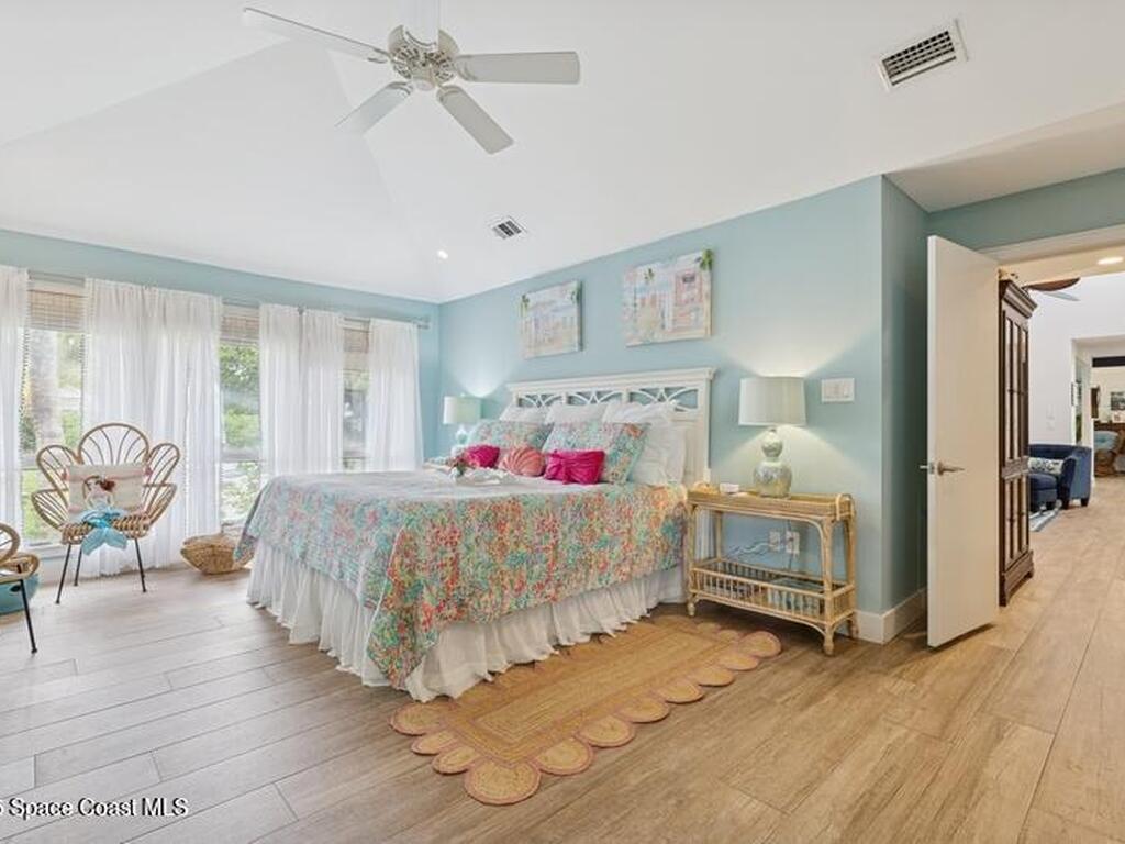 905 Starboard Dr Drive, Vero Beach, FL 32963