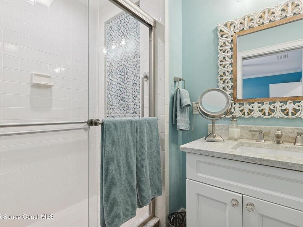 905 Starboard Dr Drive, Vero Beach, FL 32963