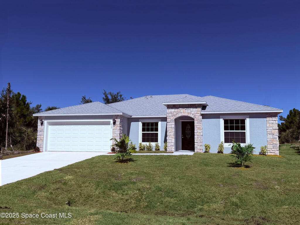 413 Ganley Street, Palm Bay, FL 32908