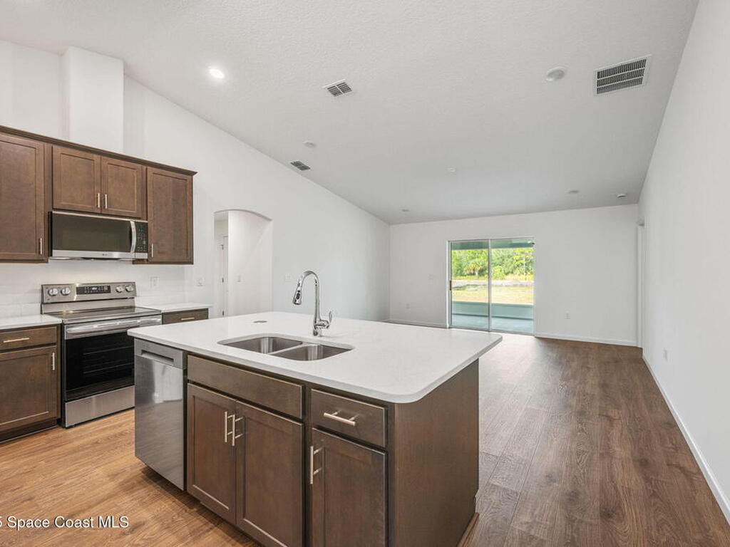 413 Ganley Street, Palm Bay, FL 32908