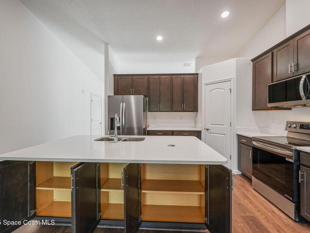 413 Ganley Street, Palm Bay, FL 32908