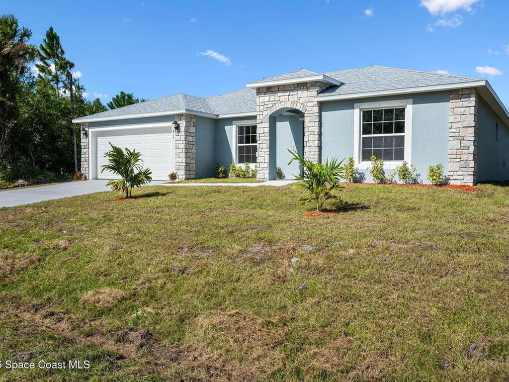 413 Ganley Street, Palm Bay, FL 32908