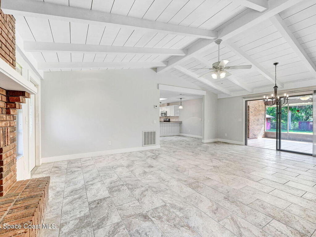 3301 Grant Road, Grant-Valkaria, FL 32949