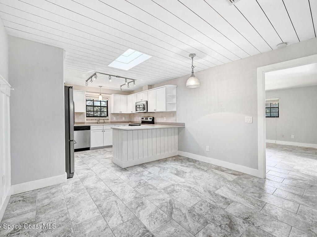 3301 Grant Road, Grant-Valkaria, FL 32949