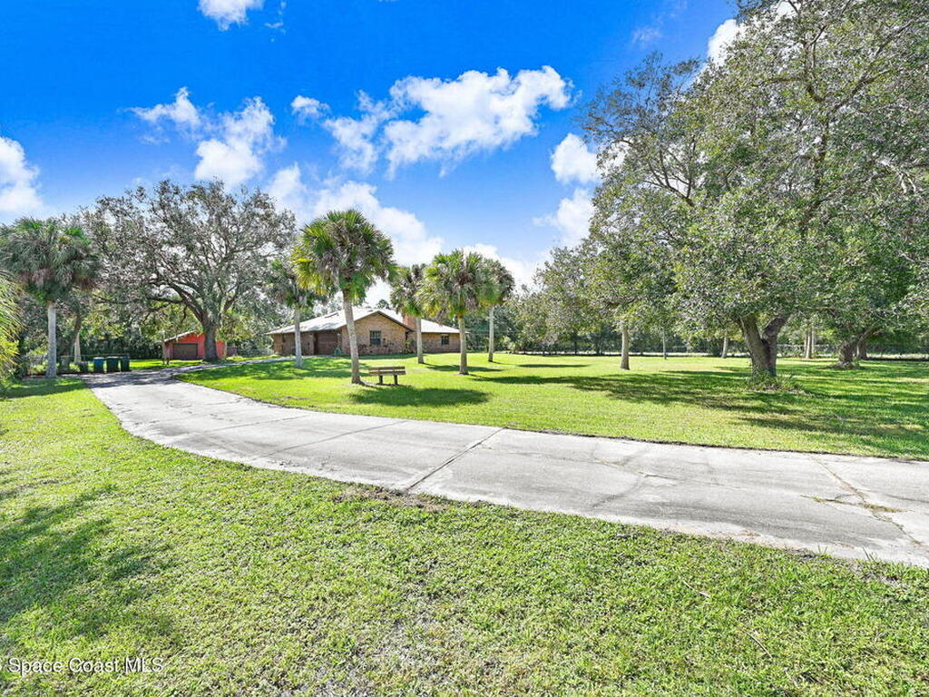 3301 Grant Road, Grant-Valkaria, FL 32949