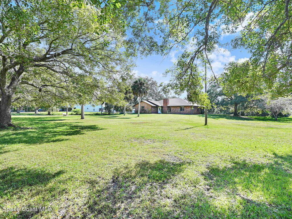 3301 Grant Road, Grant-Valkaria, FL 32949