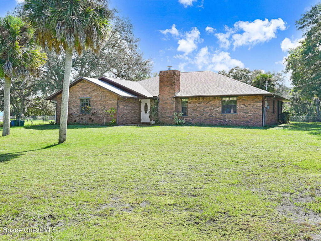 3301 Grant Road, Grant-Valkaria, FL 32949