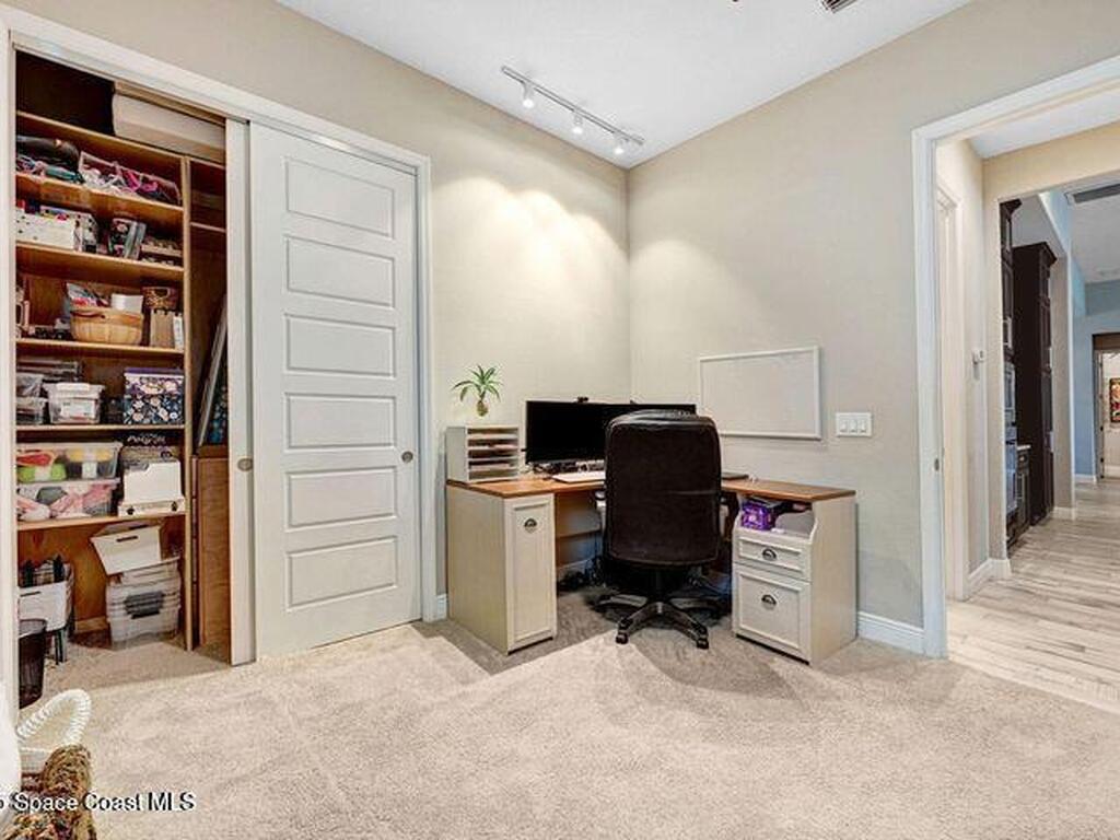 3882 Durksly Drive, Melbourne, FL 32940