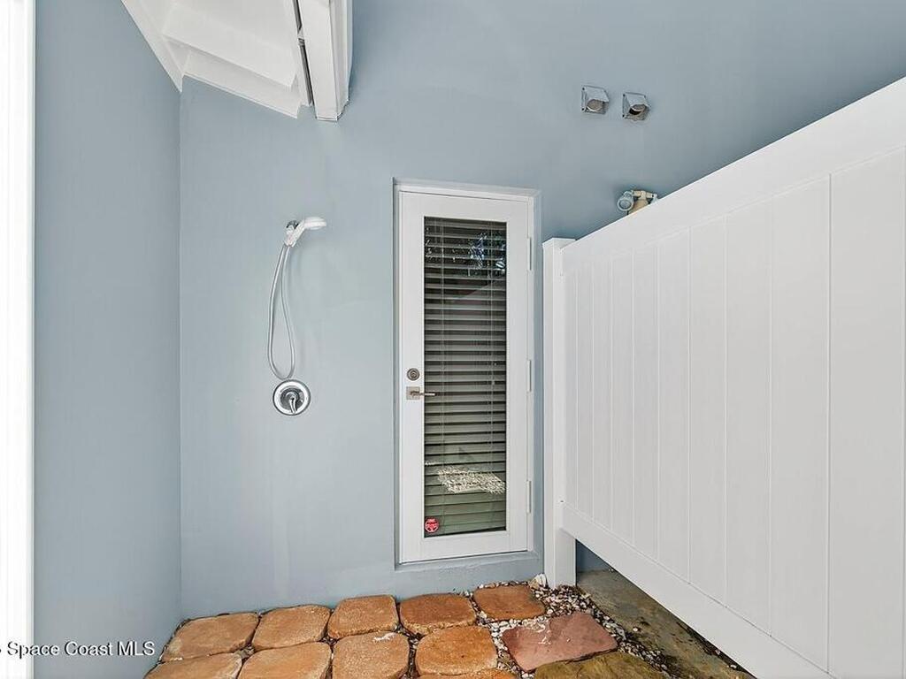 924 Coquina Lane, Vero Beach, FL 32963