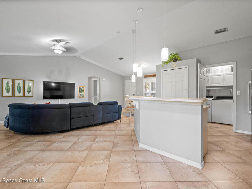 813 Tedder Road, Palm Bay, FL 32909