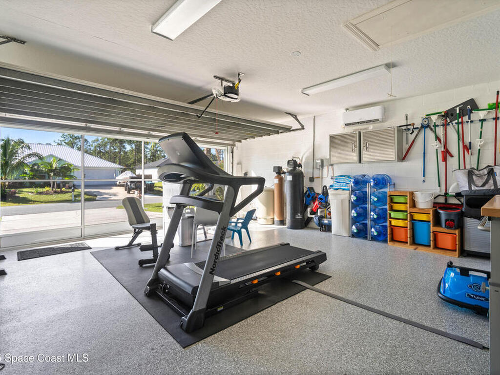 813 Tedder Road, Palm Bay, FL 32909