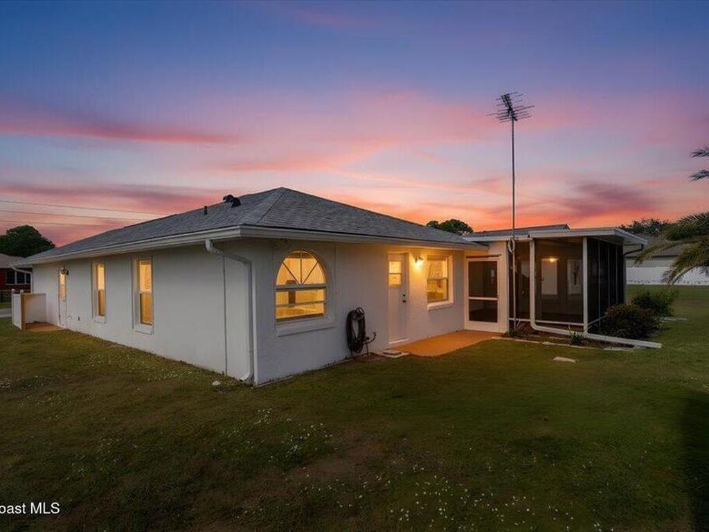 1631 Eldron Boulevard, Palm Bay, FL 32909