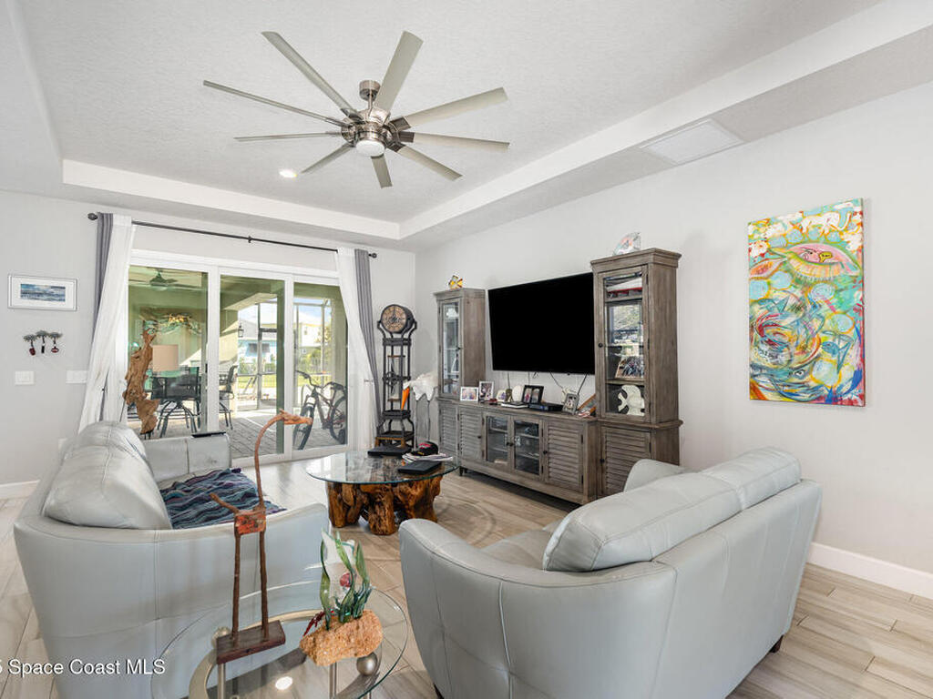 19 Lagoon Way, Titusville, FL 32780