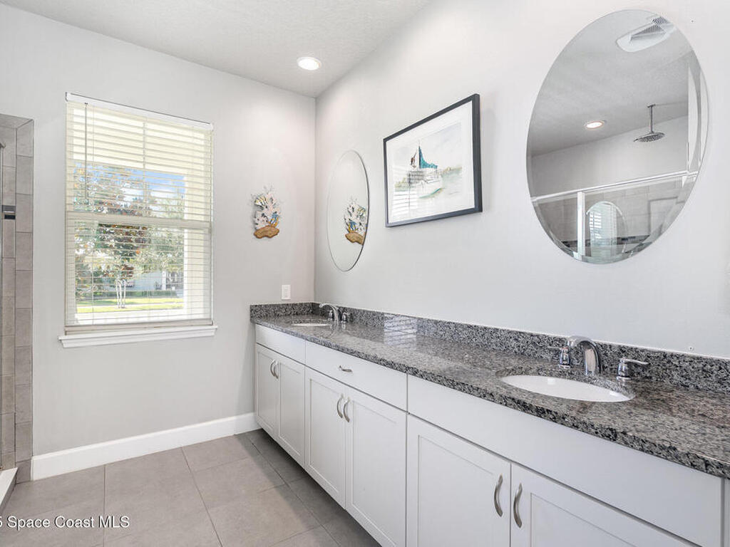 19 Lagoon Way, Titusville, FL 32780