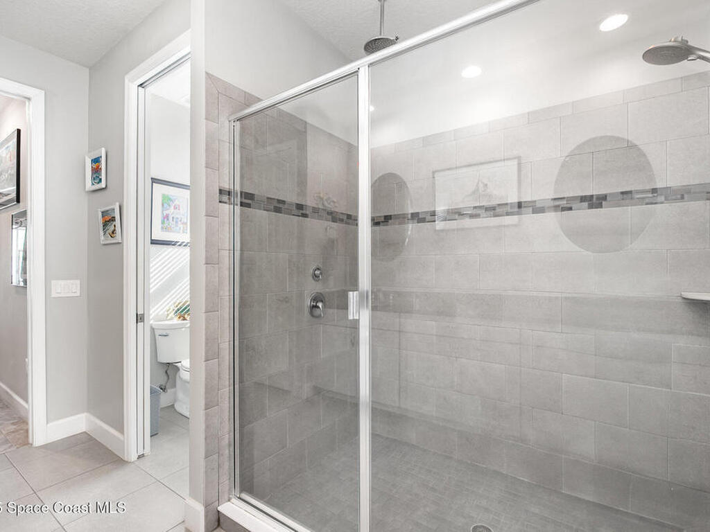 19 Lagoon Way, Titusville, FL 32780