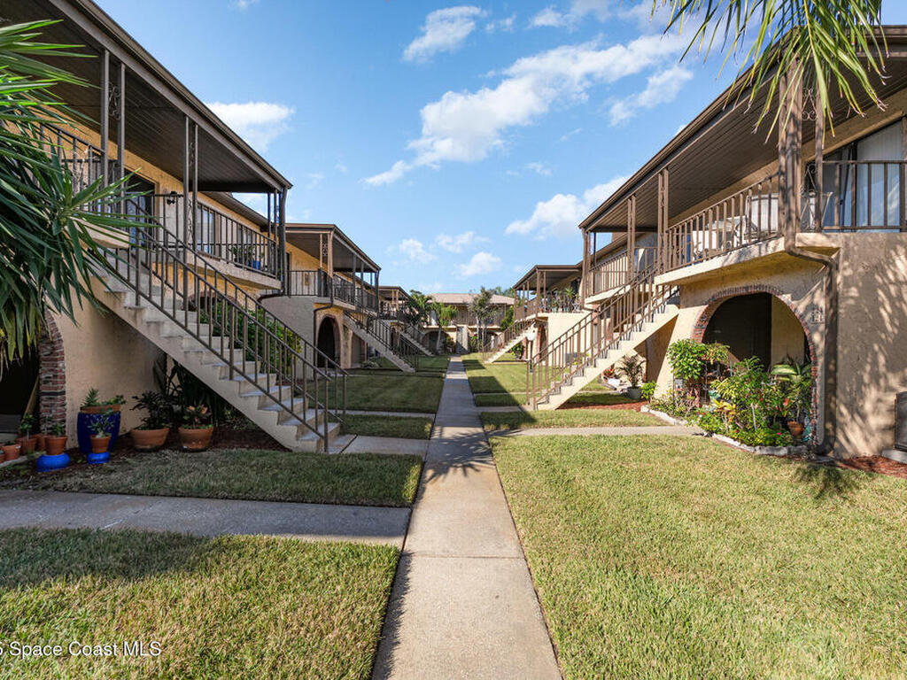 228 San Paulo Circle, West Melbourne, FL 32904