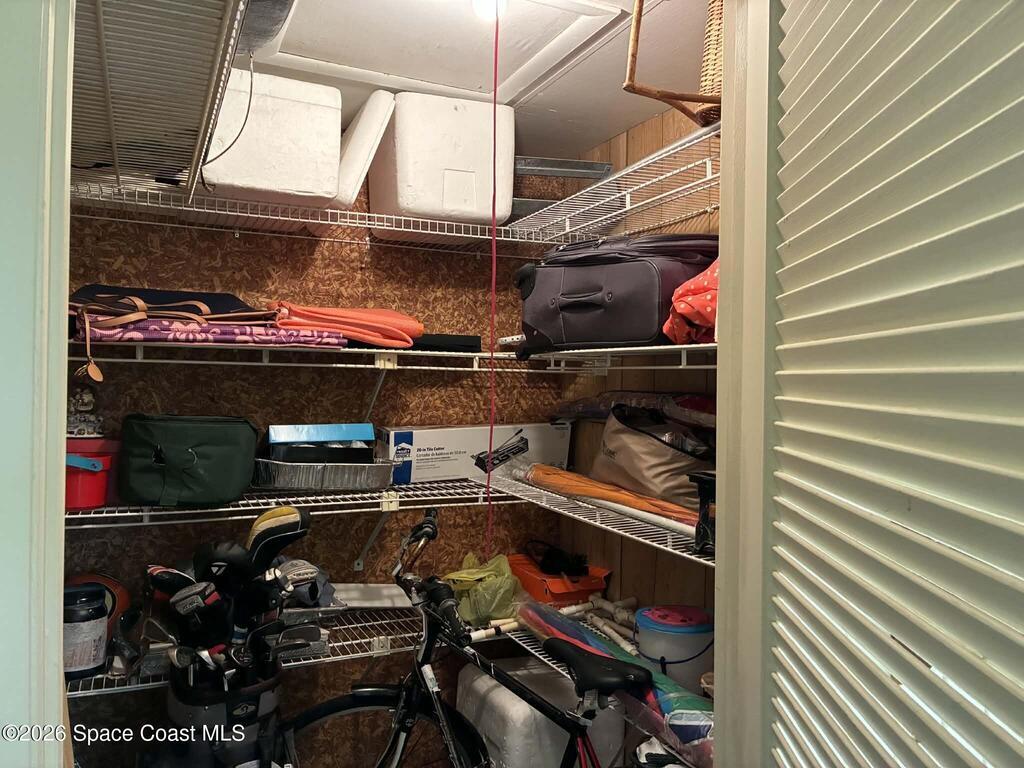 96 Springlake Drive, Vero Beach, FL 32962