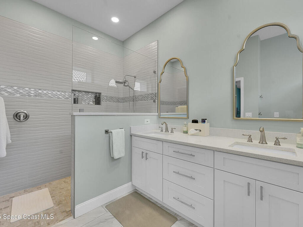 715 SW Munjack Circle, Port St. Lucie, FL 34986