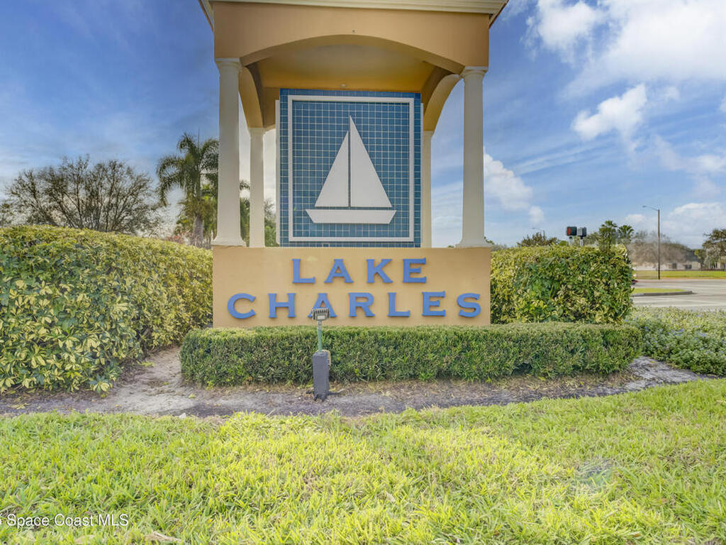 715 SW Munjack Circle, Port St. Lucie, FL 34986