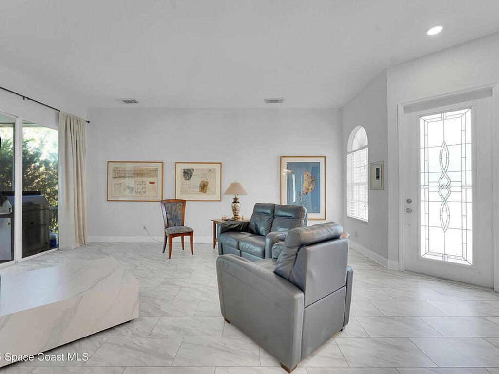 715 SW Munjack Circle, Port St. Lucie, FL 34986