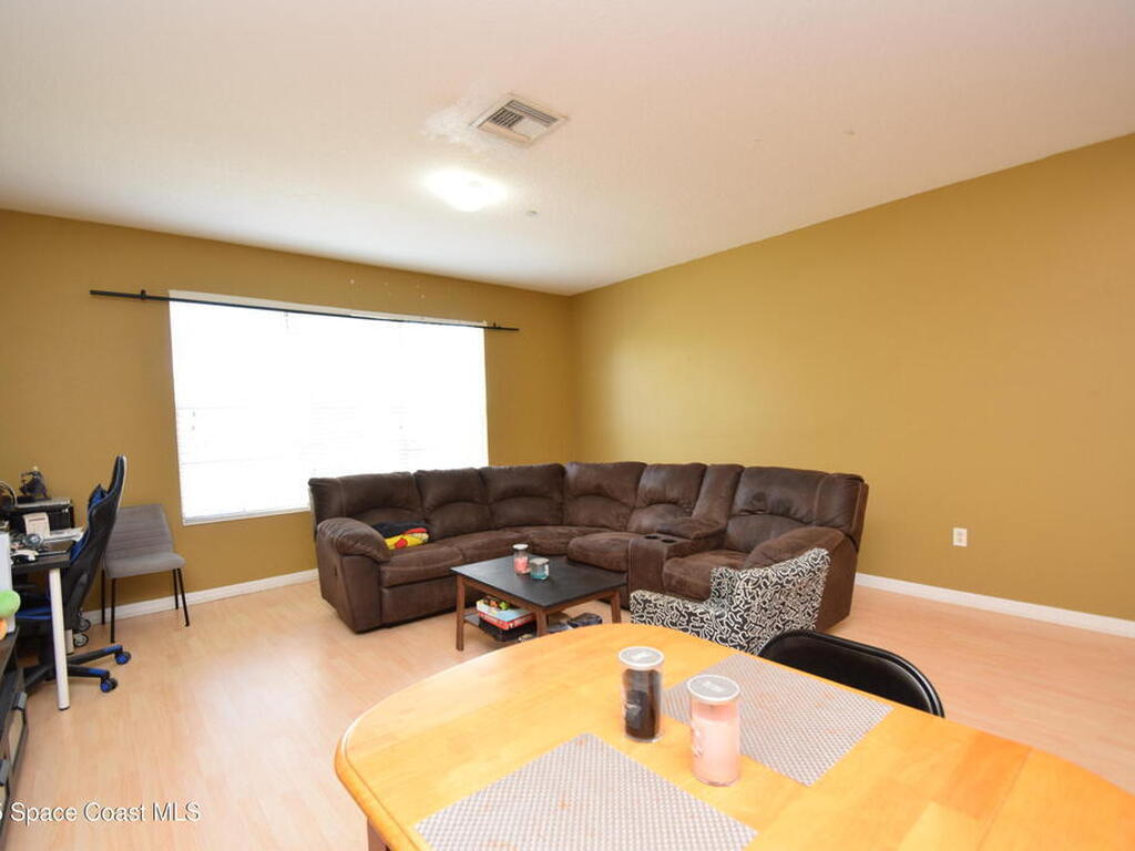 1327 Salem Orchard Lane, Brandon, FL 33510