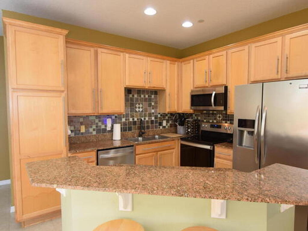 1327 Salem Orchard Lane, Brandon, FL 33510