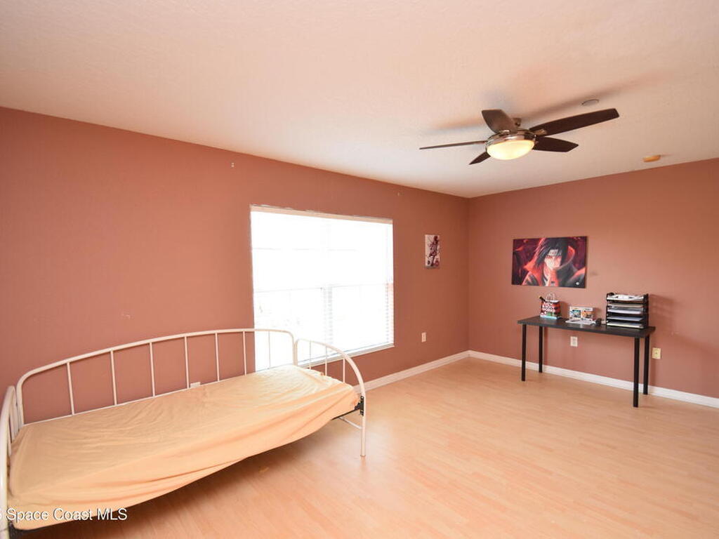 1327 Salem Orchard Lane, Brandon, FL 33510