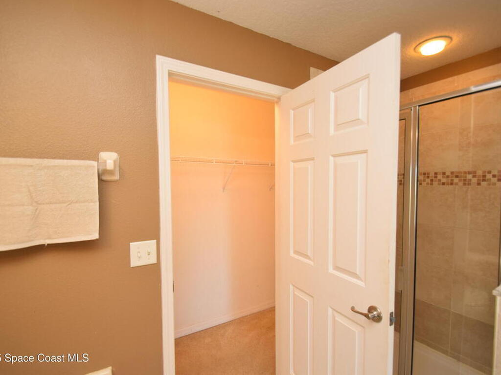 1327 Salem Orchard Lane, Brandon, FL 33510