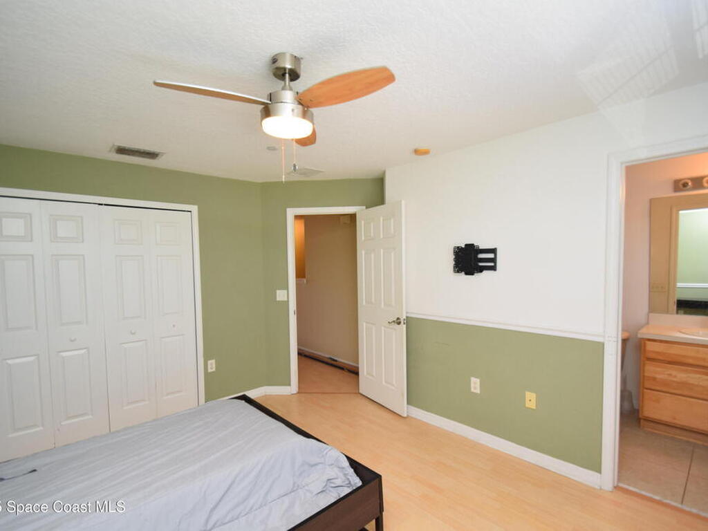 1327 Salem Orchard Lane, Brandon, FL 33510