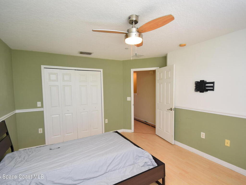 1327 Salem Orchard Lane, Brandon, FL 33510