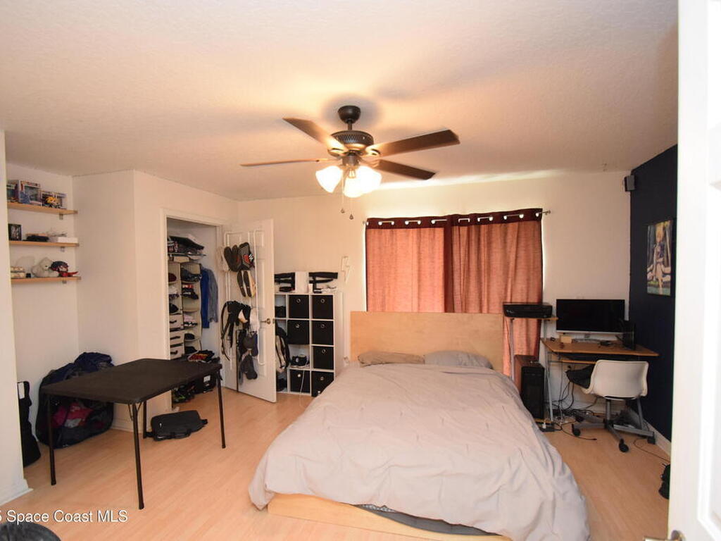 1327 Salem Orchard Lane, Brandon, FL 33510