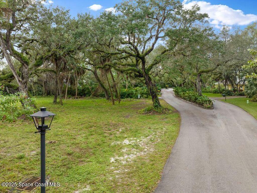 2545 Riverview Court, Vero Beach, FL 32963