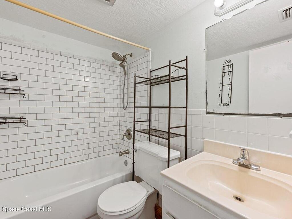 5600 N Banana River Boulevard, Cocoa Beach, FL 32931