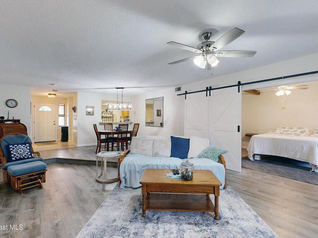 101 La Costa Street, Melbourne, FL 32951