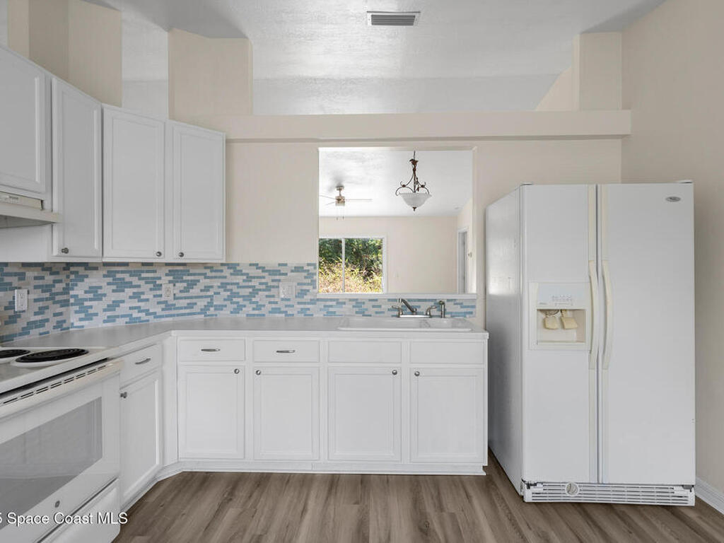 1100 Wagner Street, Palm Bay, FL 32909