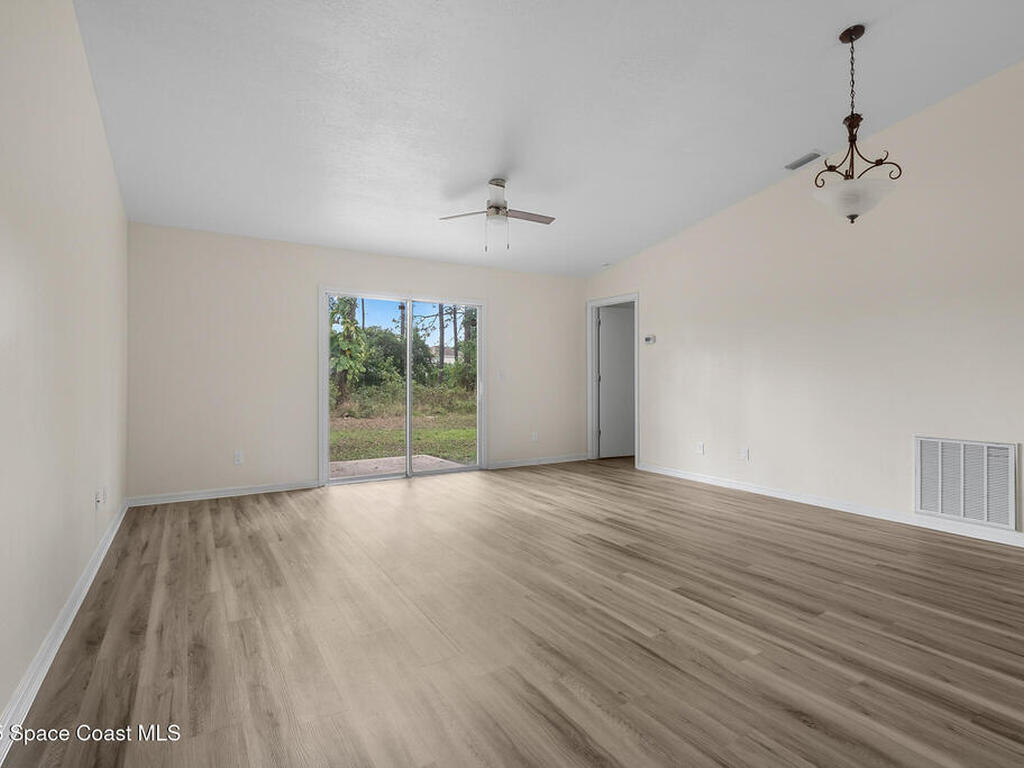 1100 Wagner Street, Palm Bay, FL 32909