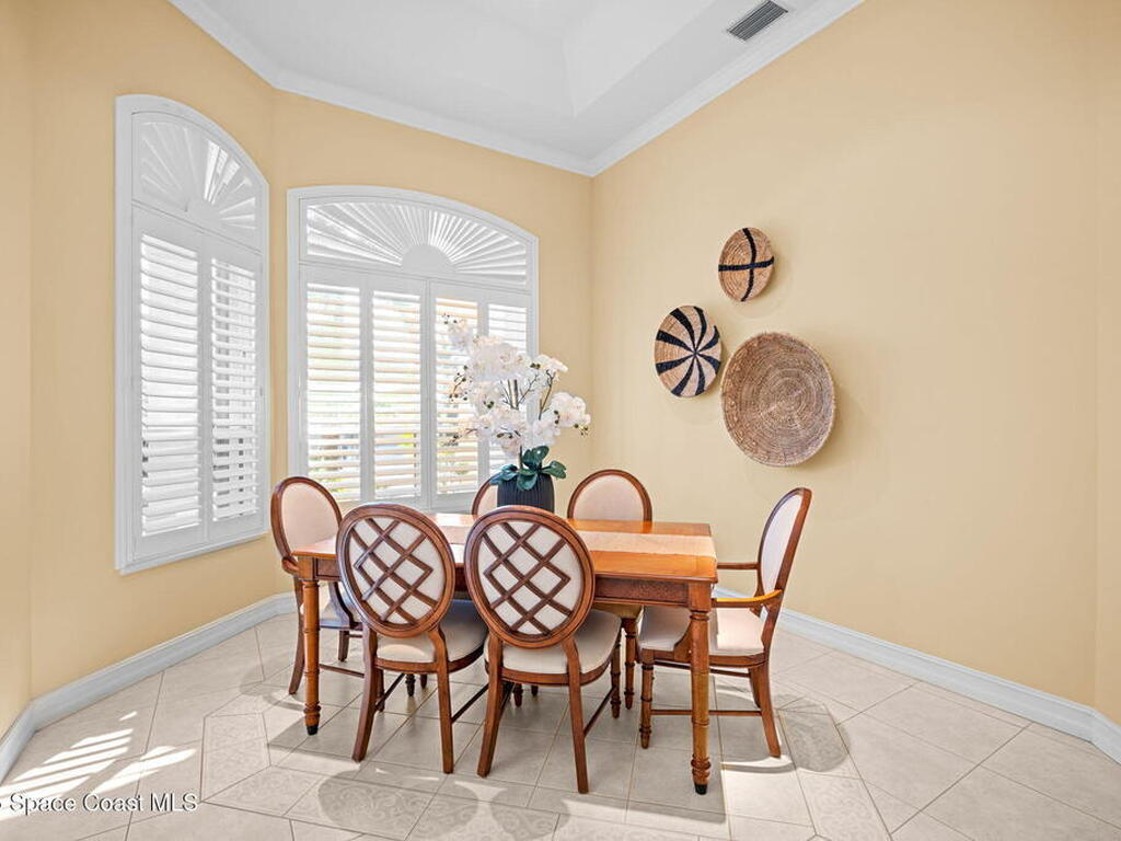 618 Deerhurst Drive, Melbourne, FL 32940