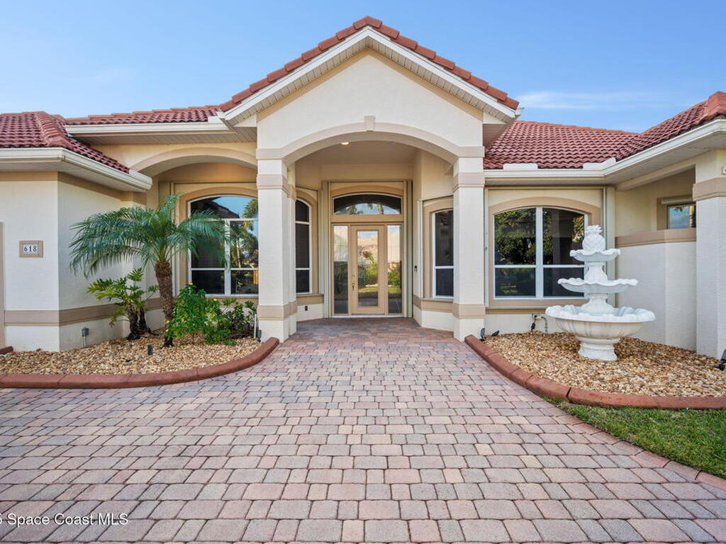 618 Deerhurst Drive, Melbourne, FL 32940