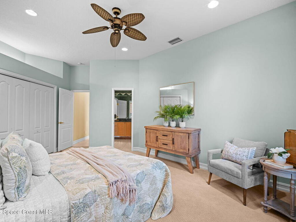 618 Deerhurst Drive, Melbourne, FL 32940