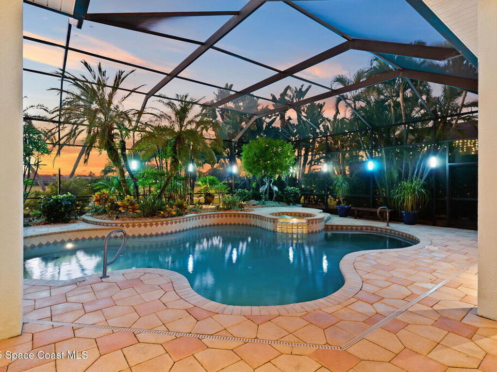 618 Deerhurst Drive, Melbourne, FL 32940