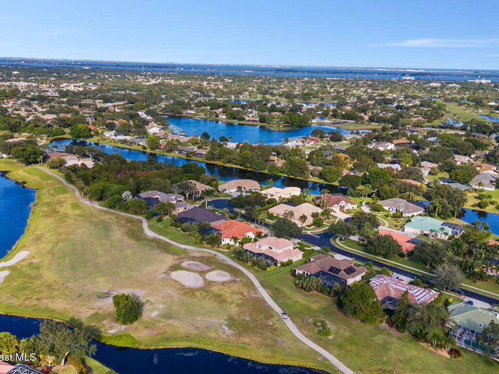 618 Deerhurst Drive, Melbourne, FL 32940