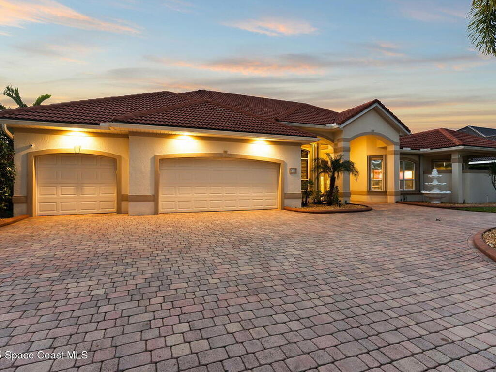 618 Deerhurst Drive, Melbourne, FL 32940