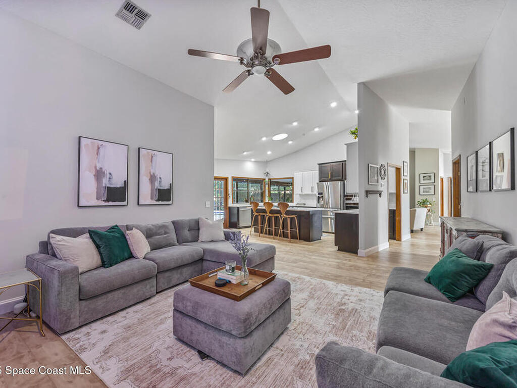 1254 Silver Lake Drive, Suntree, FL 32940