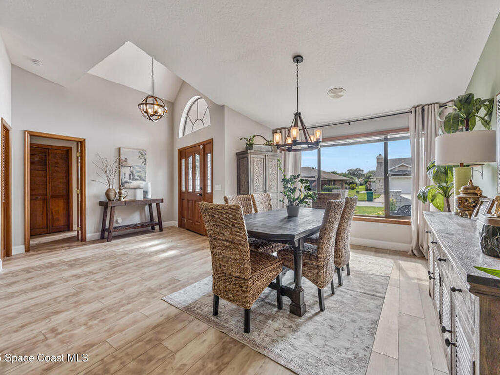 1254 Silver Lake Drive, Suntree, FL 32940