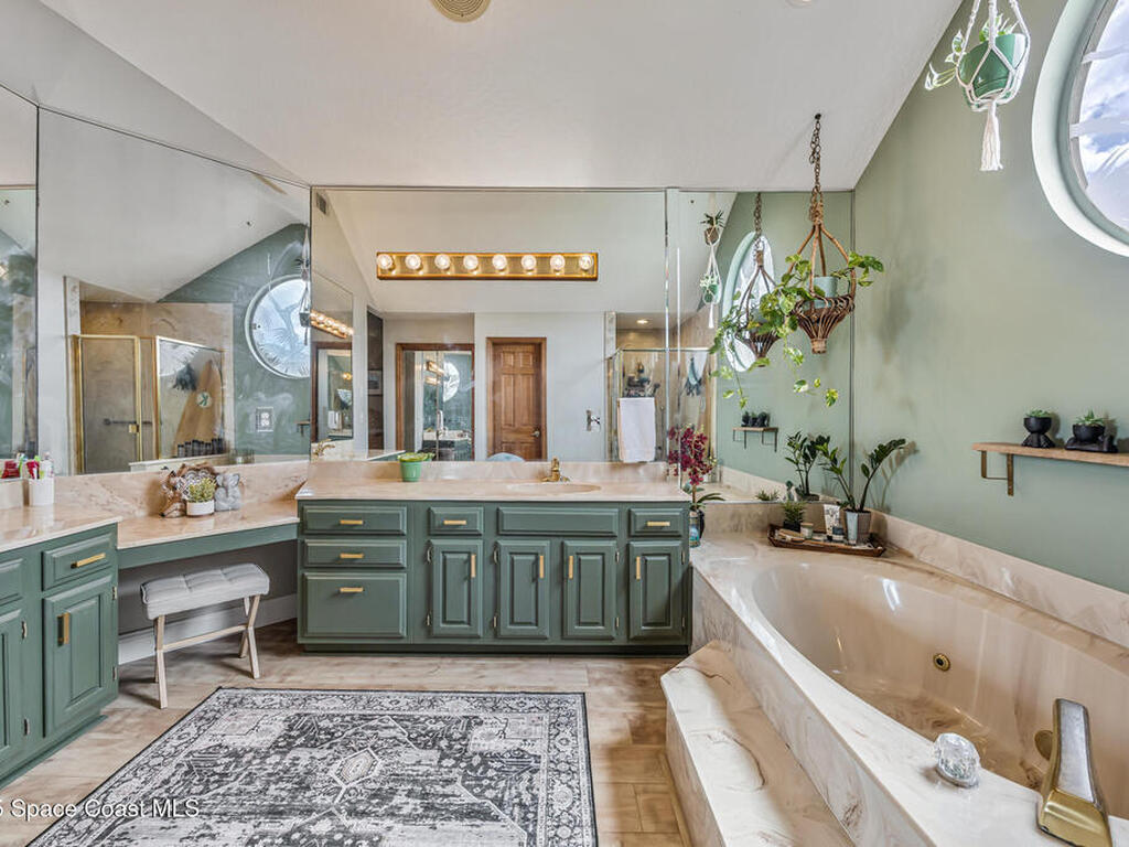 1254 Silver Lake Drive, Suntree, FL 32940