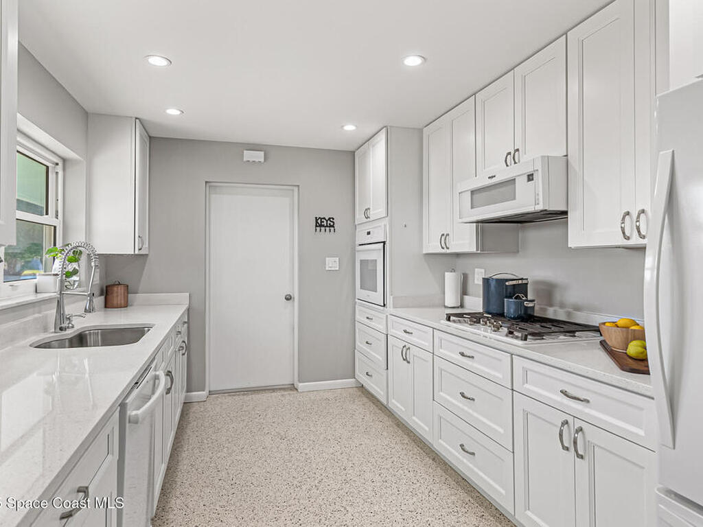 465 Cardinal Drive, Satellite Beach, FL 32937