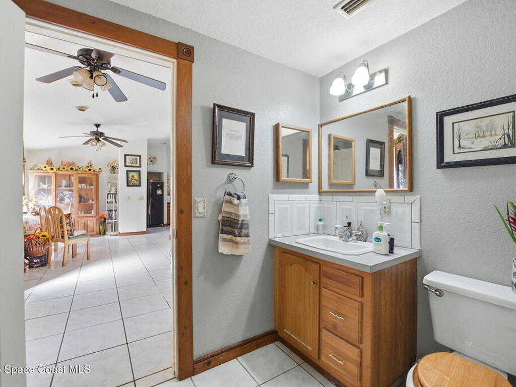 2821&2825 Lionel Road, Mims, FL 32754