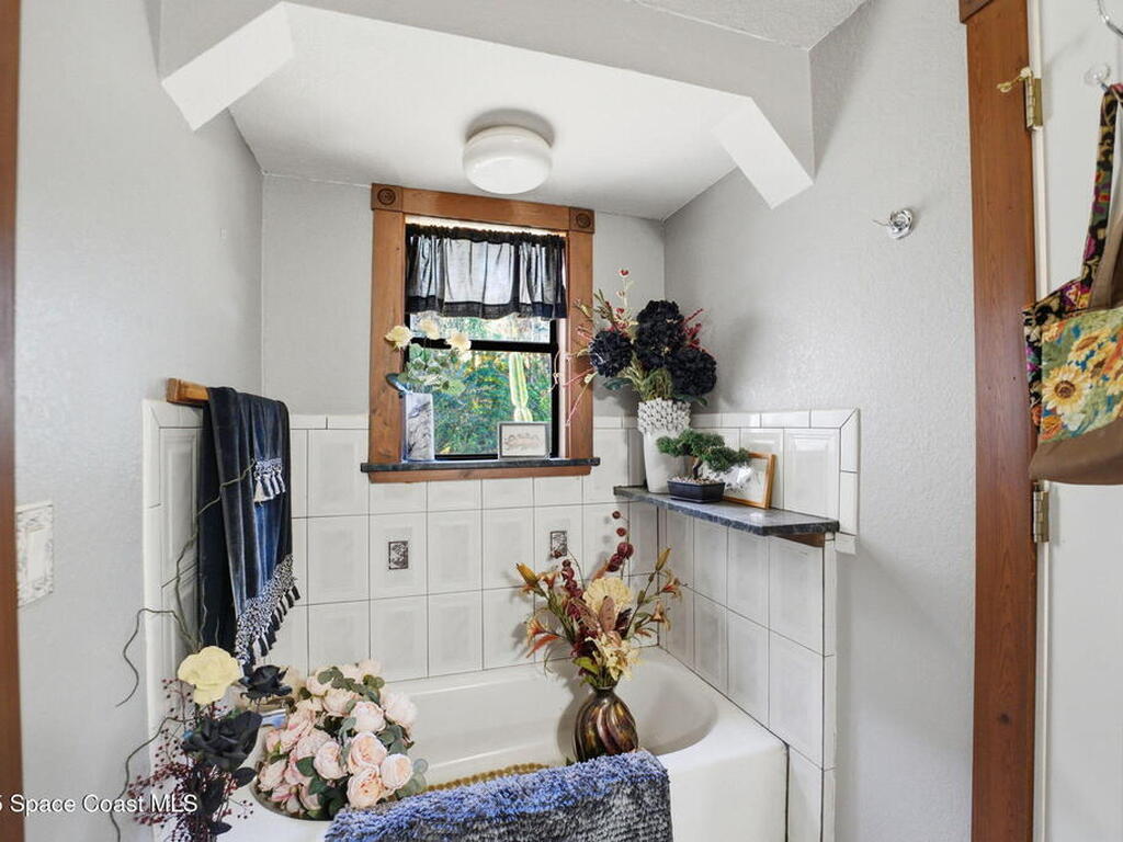 2821&2825 Lionel Road, Mims, FL 32754