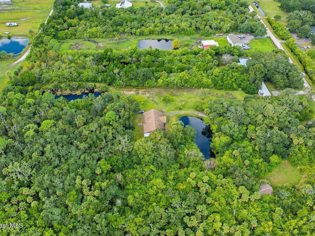 2821&2825 Lionel Road, Mims, FL 32754