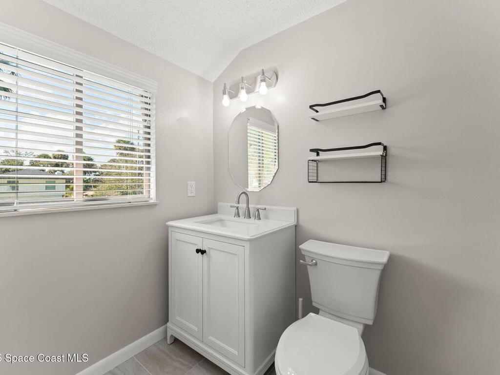 4615 Saxon Drive, New Smyrna Beach, FL 32169